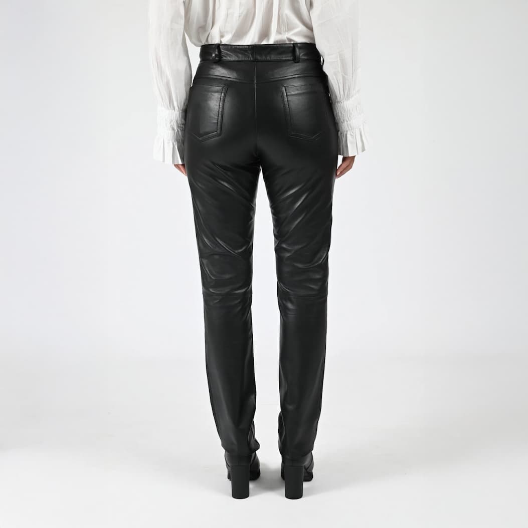 Pantalons en cuir femme