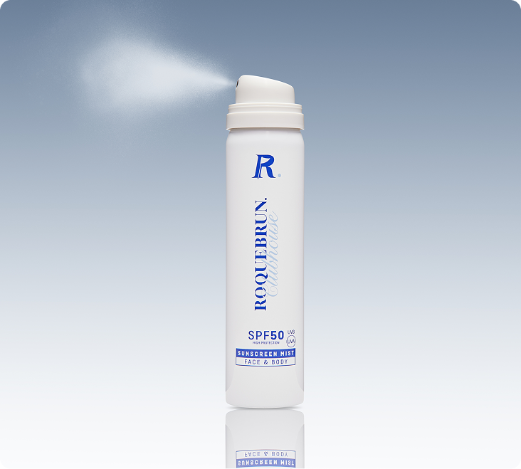 Face + body SPF50 protection in one lightweight mist designed for beach days, golf, travel and everyday life outside.