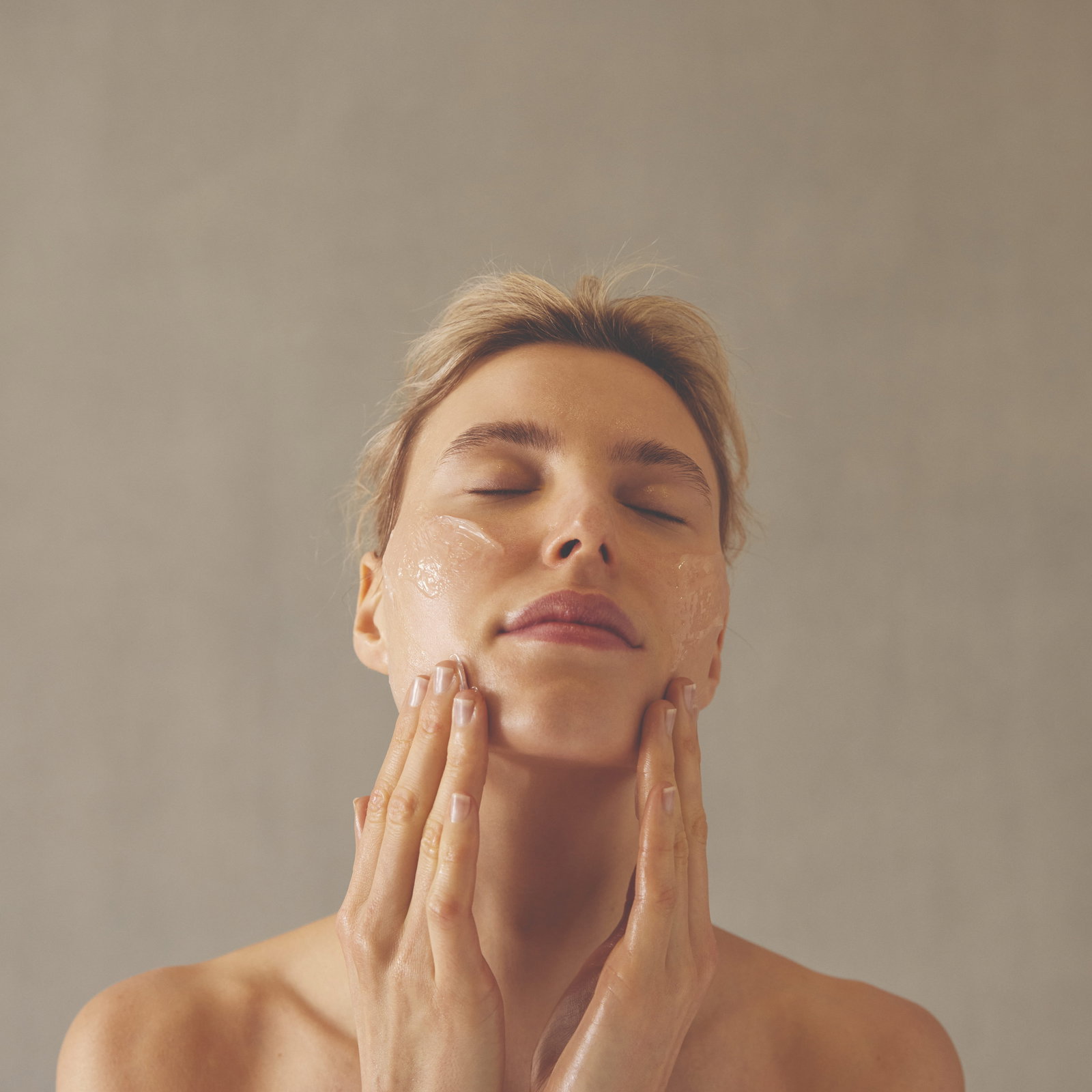 CLEANSING BALM