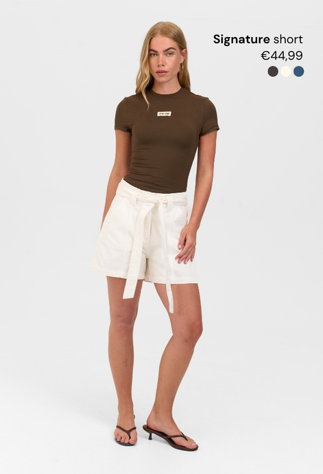 Signature short