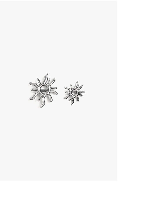 Pins for sandals