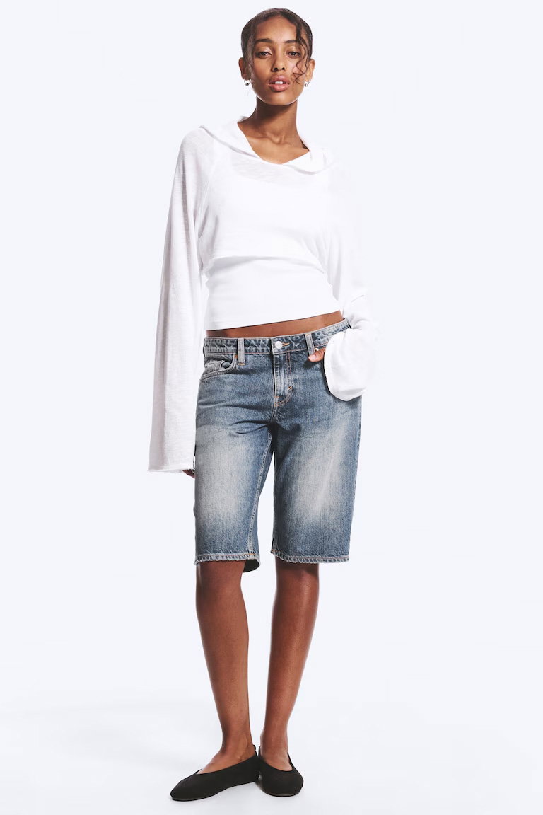 ATOM LOW RISE REGULAR KNEE-LENGTH DENIM SHORTS