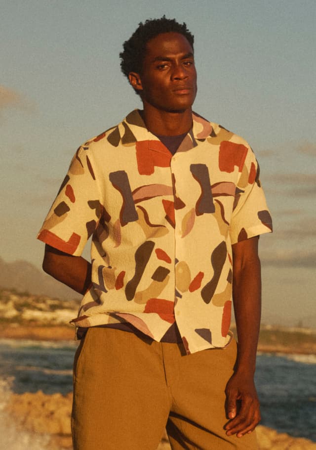Didcot - Black And Brown Floral Viscose Short-Sleeve Shirt