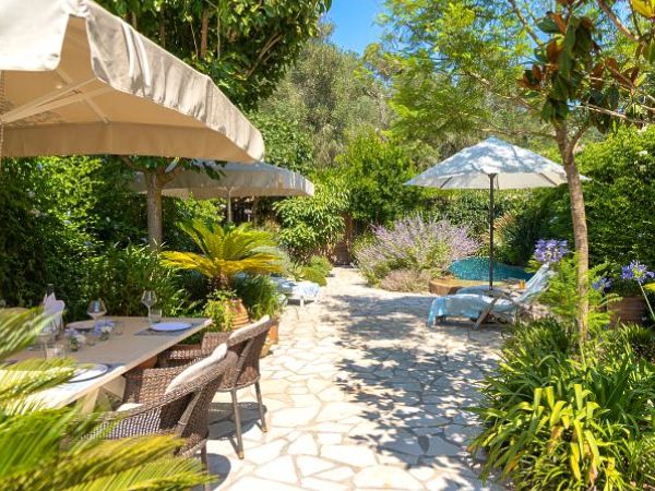 Tallulah Cottage - suntrap garden, Corfu retreat