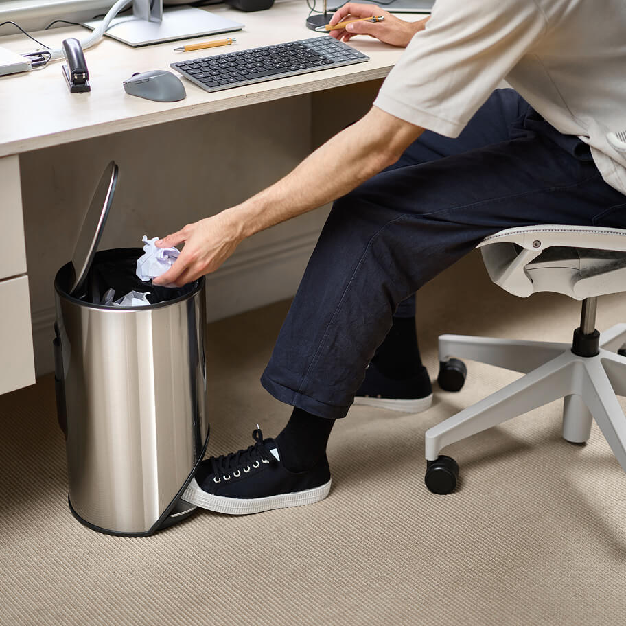 Arc™ 10L Easy-push Stainless-steel Pedal Bin