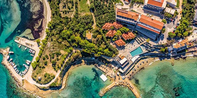 Alexandra Beach Resort & Spa ****