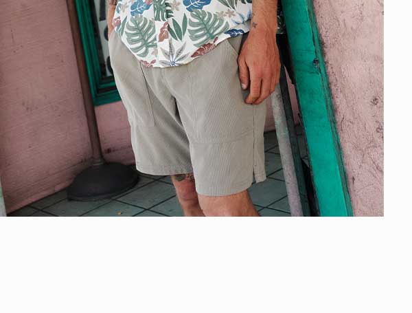 Male model in Oasis Shirt