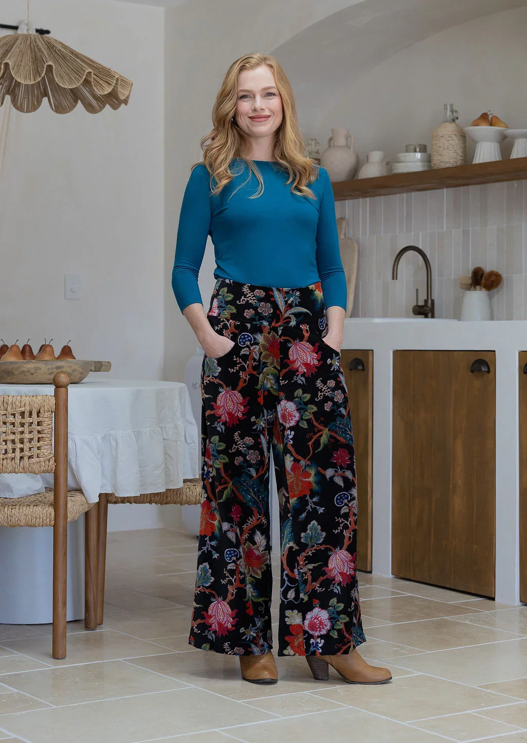 Image of Paloma Velvet Pants Black