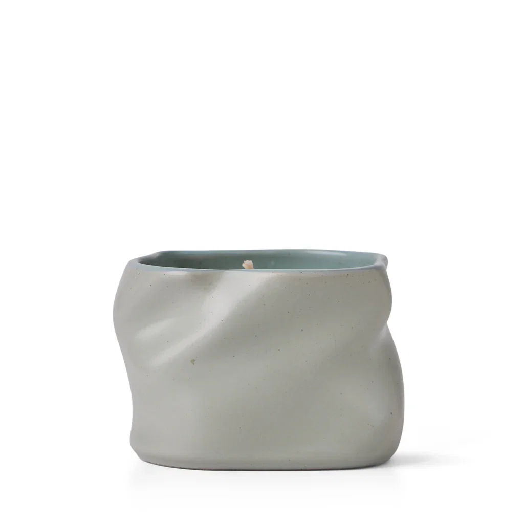 https://milligram-prod.myshopify.com/products/studio-milligram-study-of-trees-limited-edition-scented-candle?variant=47197769728187