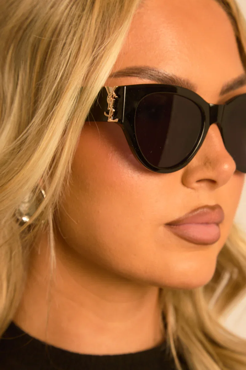 Image of Black Logo Detail Oversized Sunglasses - Nellie