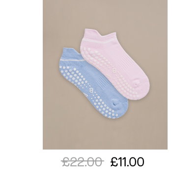 Pilates Grip Short Socks – 2 Pack -Size 4-7. Shop now.