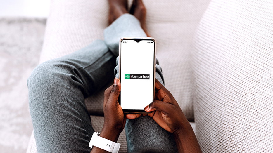 Rent anytime, change plans, manage rewards.