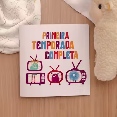 Álbum de Figurinhas — tema Aventura Kids