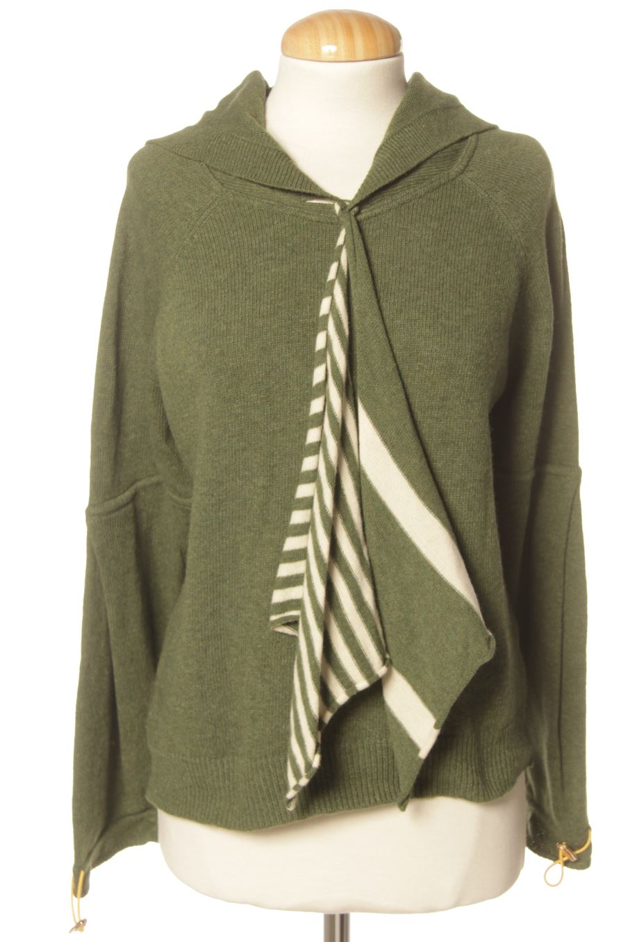 Pull Montoto de la taille 38, de couleur vert