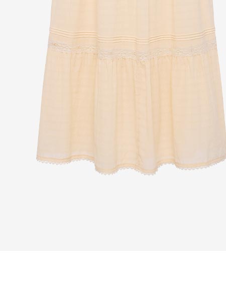 Andres Skirt in Light Peach.