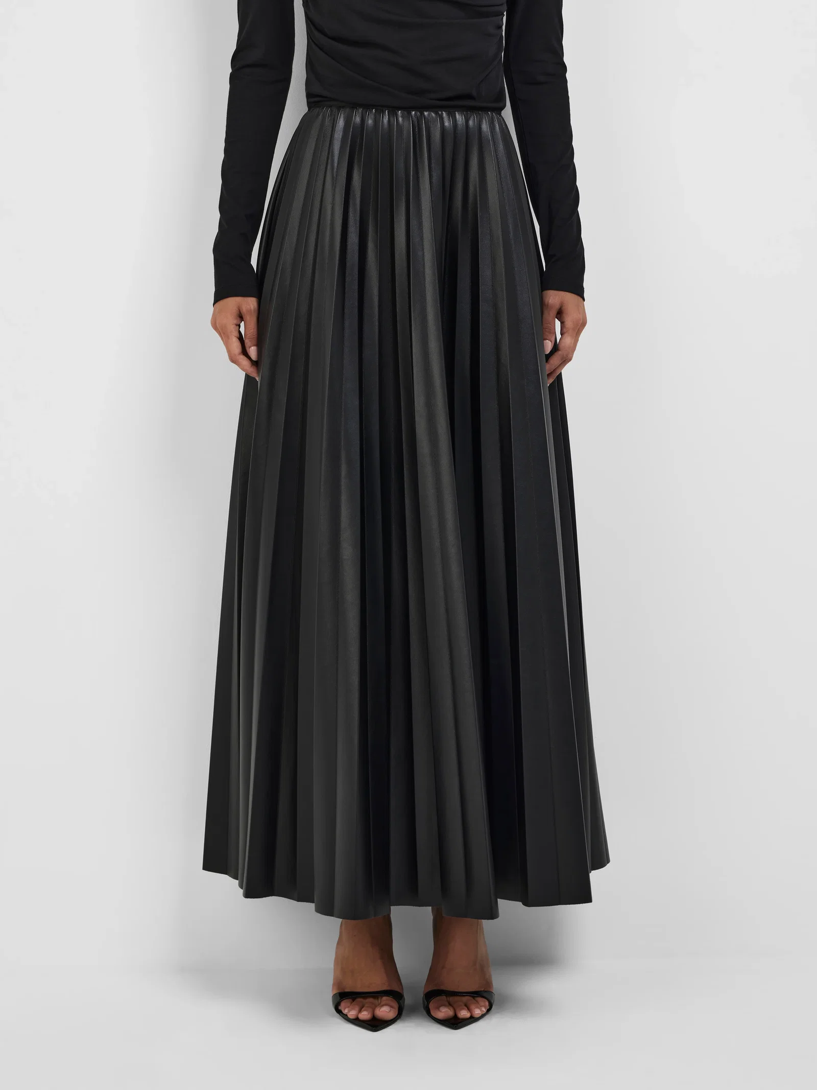 Image of SIENNA MAXI SKIRT