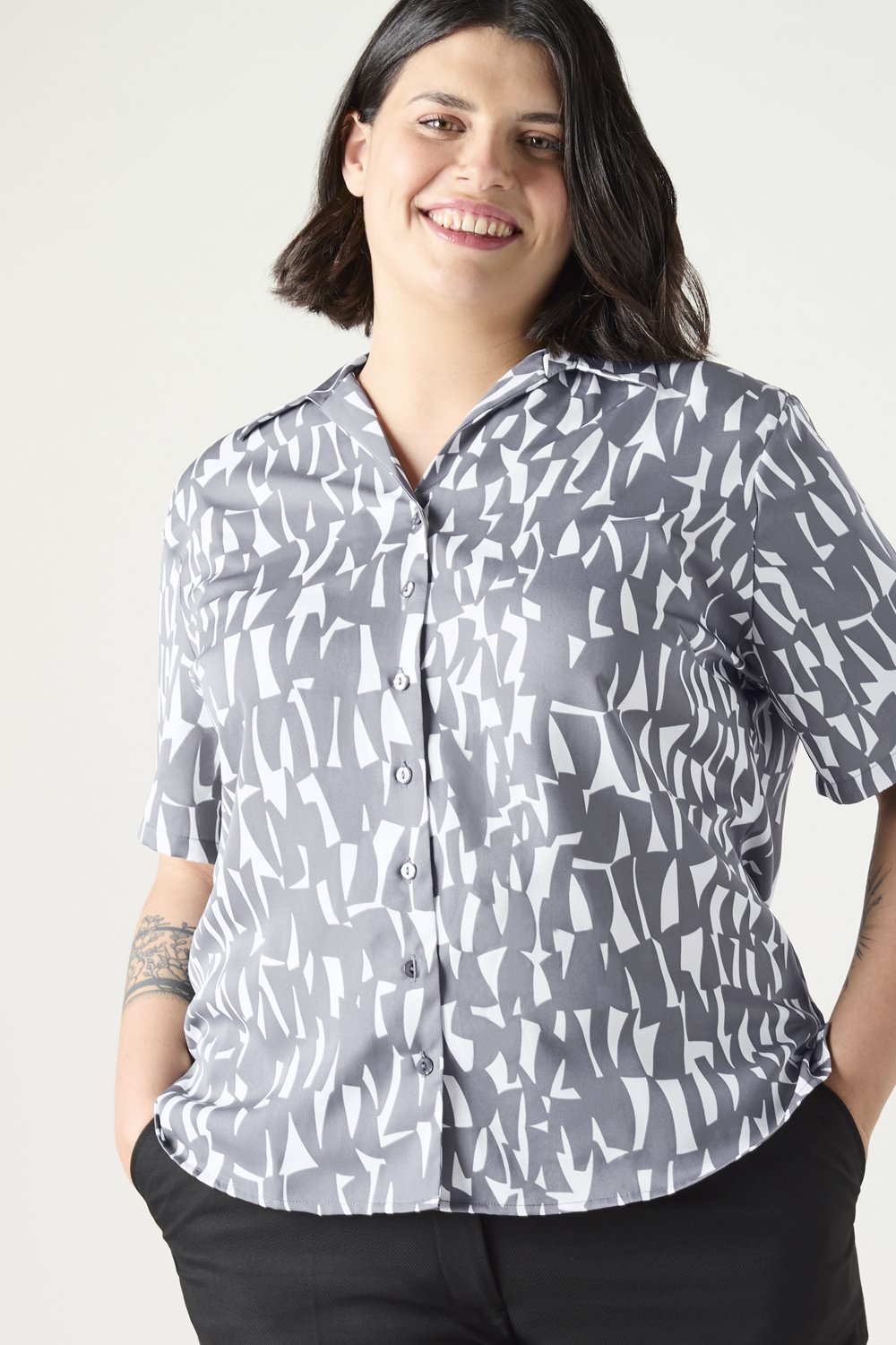 Image of SJ Women's Open Collar Print Blouse, Grey Shard