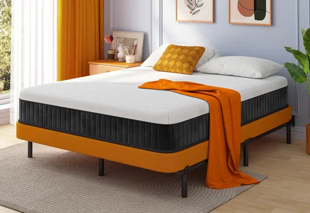 Our Favorite Hybrid Mattresses