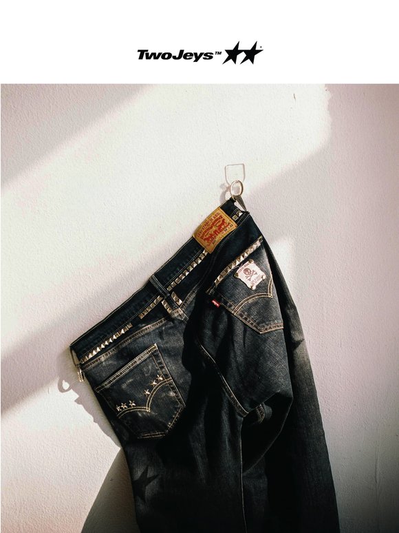 FESTIVAL SEASON UNIFORM WITH LEVI'S ★★