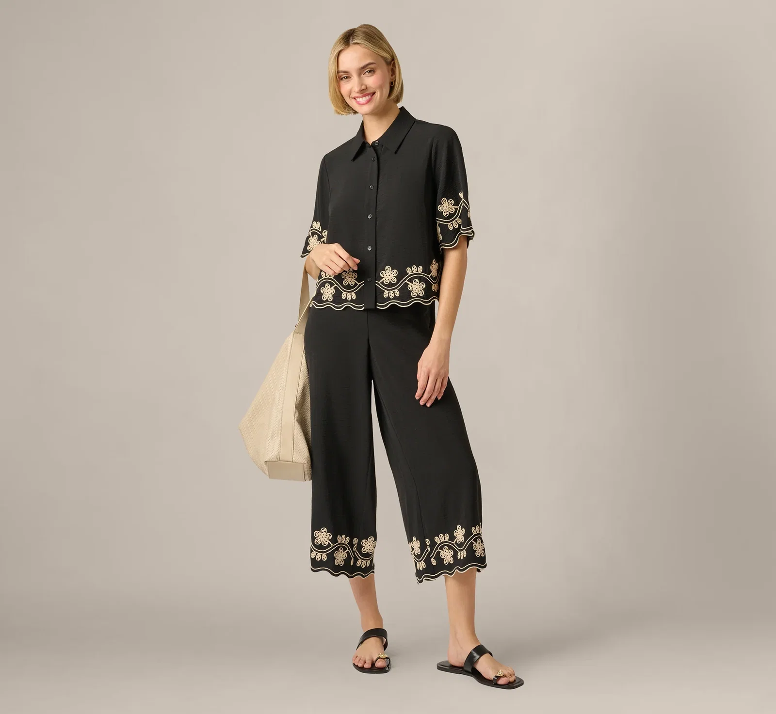 Image of Scalloped Floral Embroidery Cropped Pant In Black Ivory