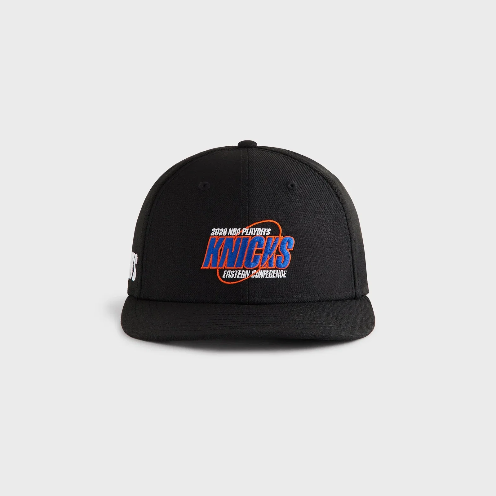 Image of Kith & New Era for the New York Knicks Playoffs Premium Wool 59Fifty Low Profile Cap - Black