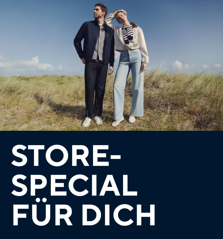Auf der linken Seite steht in großen weißen Buchstaben auf dunkelblauem Hintergrund der Text „Store‑Special für Dich“. Rechts daneben ist Bild der neuesten Kollektion von Tom Tailor.