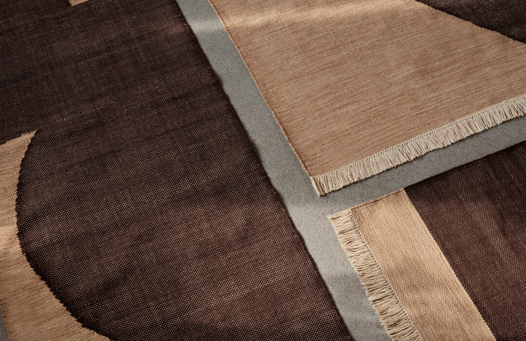 Outdoor Rugs & Decor →