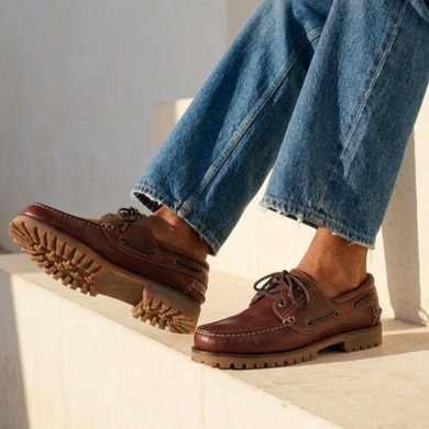 Chaussures bateau crampons marron