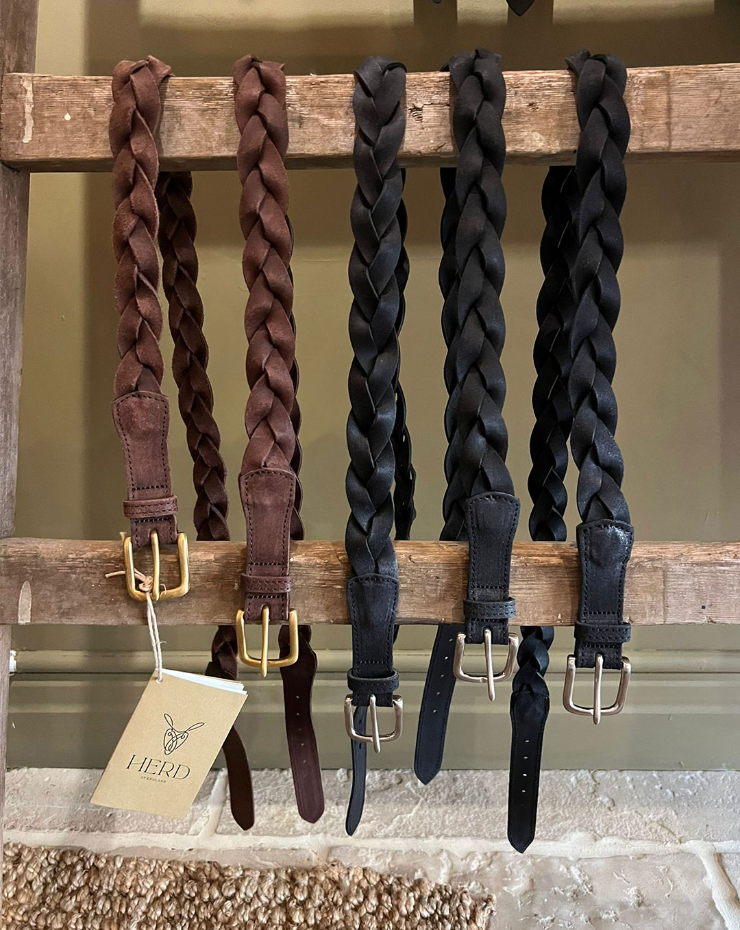 Joni Belts