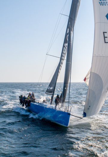 Rotterdam Offshore Sailing Team sailing offshore