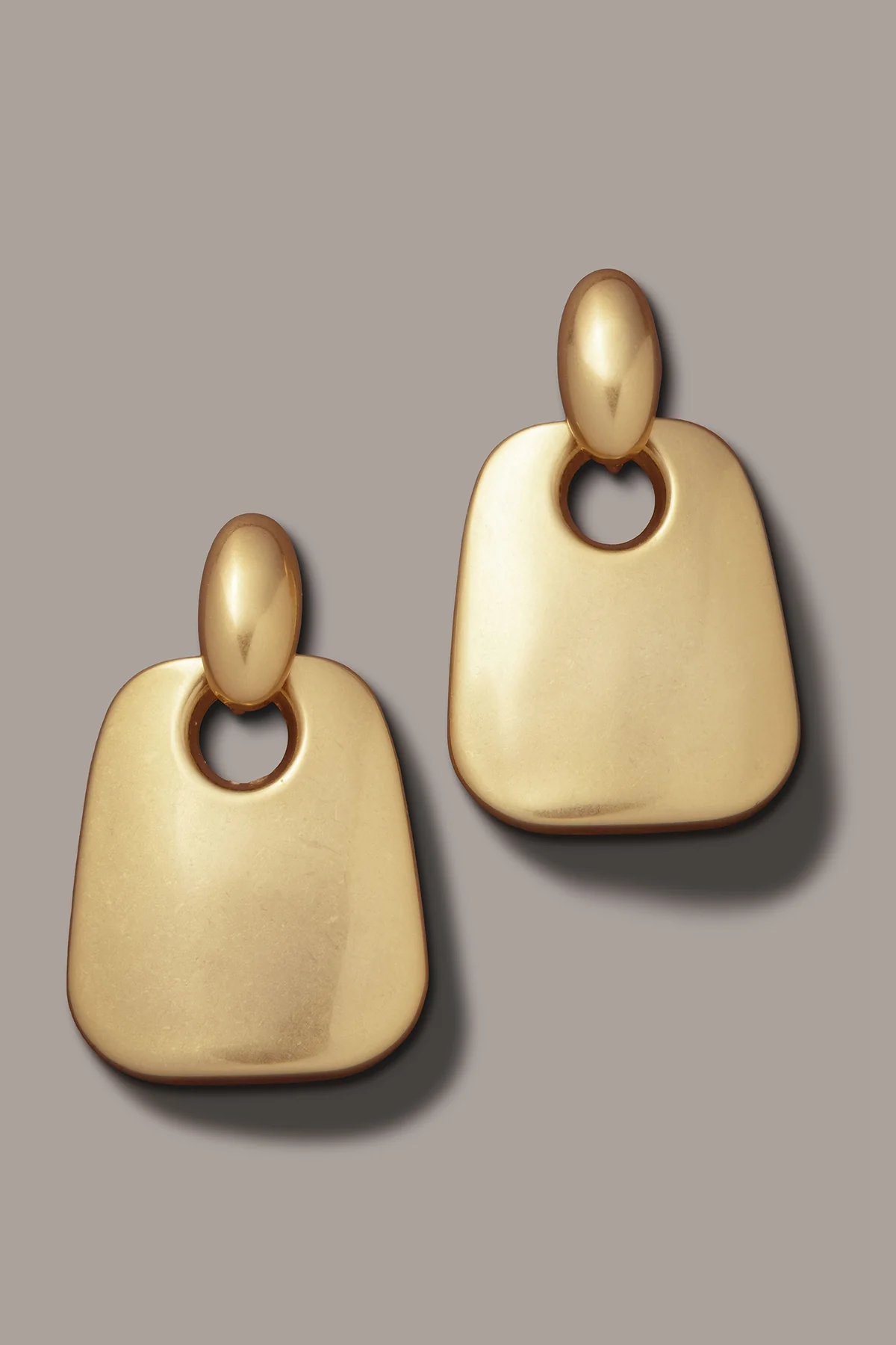 OVERSIZED DOOR KNOCKER WORN GOLD EARRING