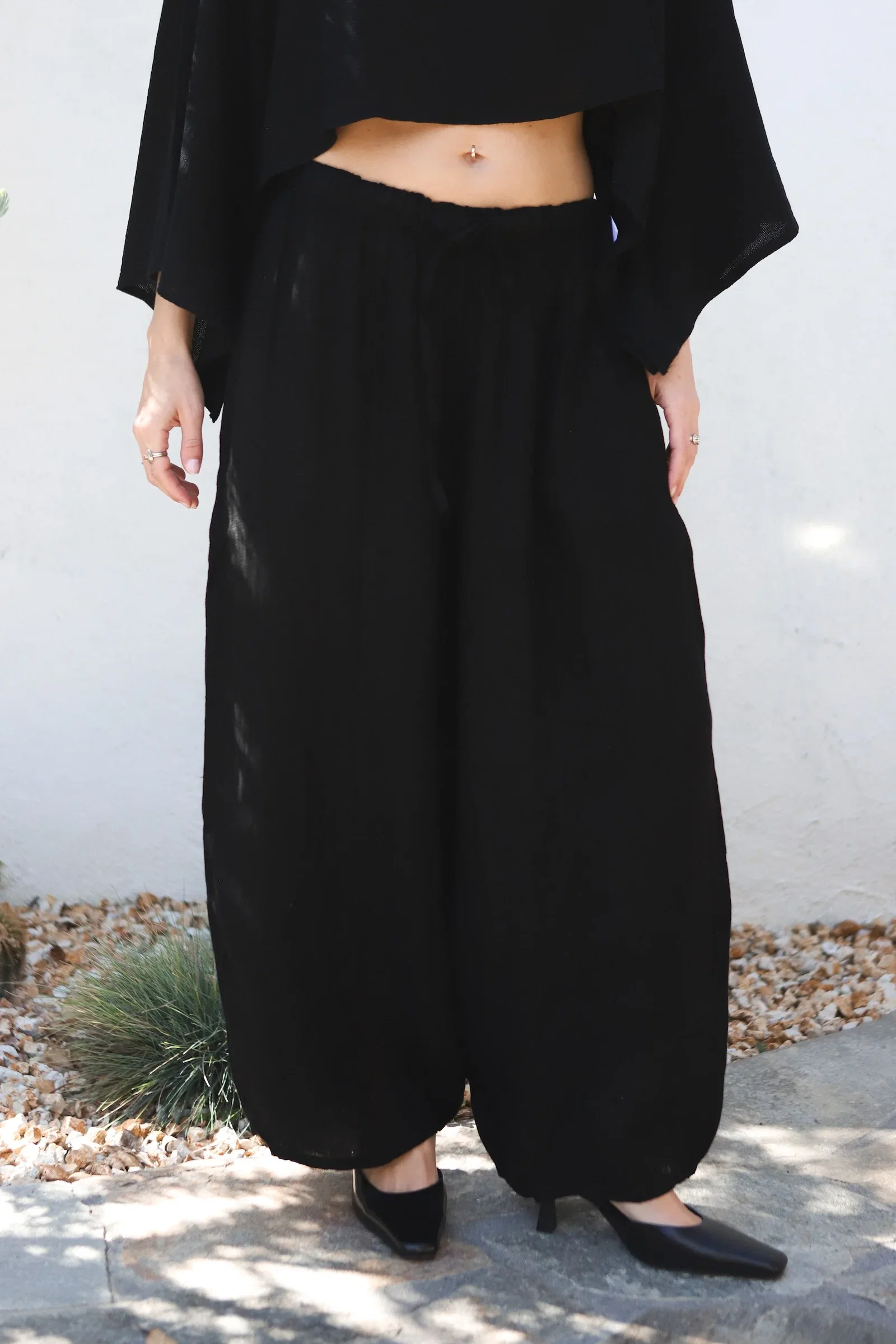 Image of Black Chloe Pant