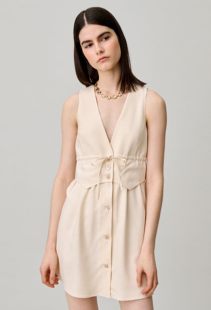 Robe longue satinée dentelle