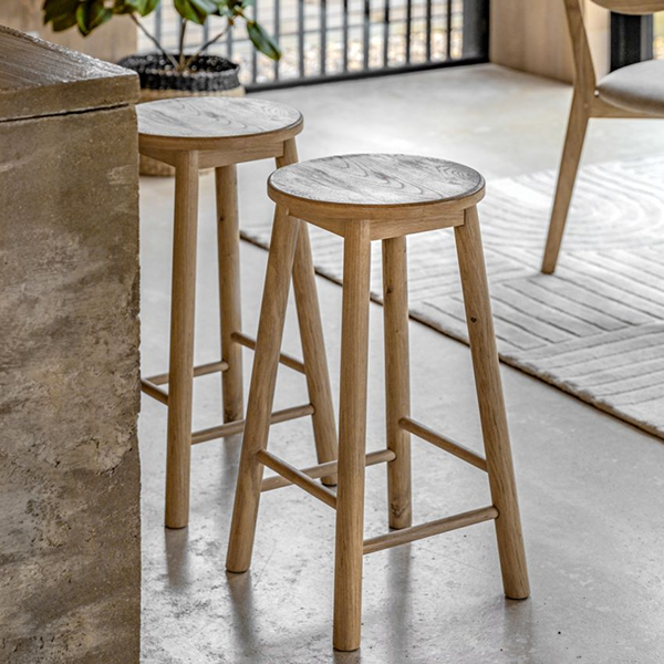 Modaro Stool in Natural