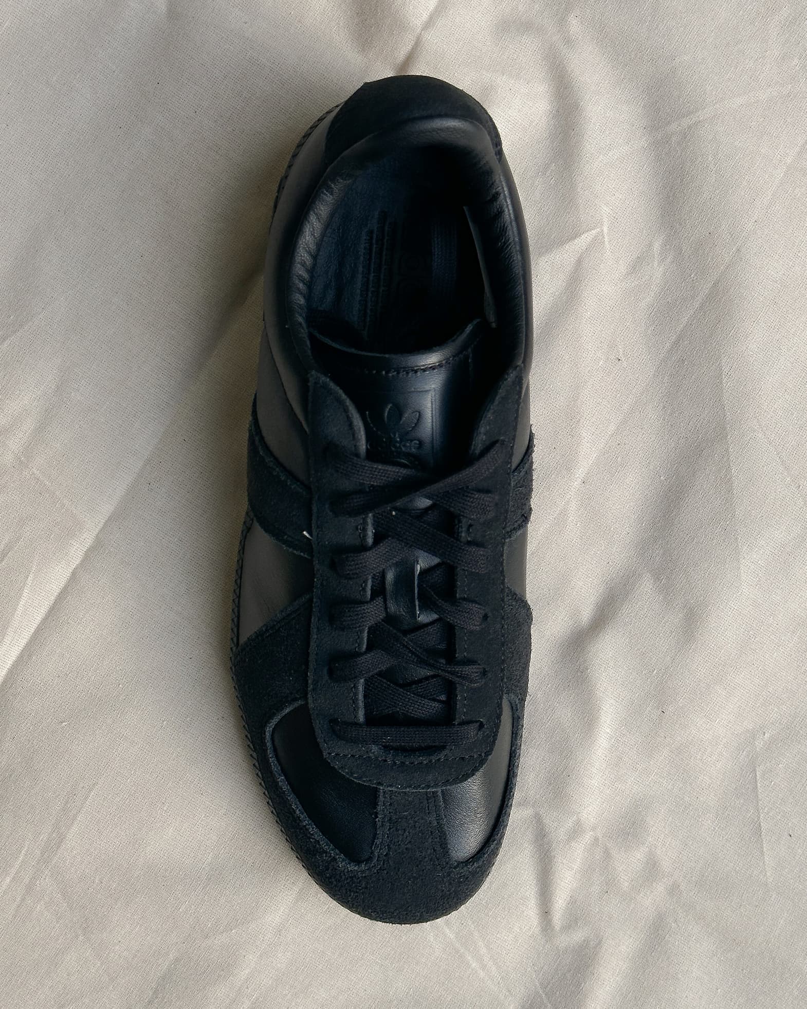 ADIDAS ORIGINALS