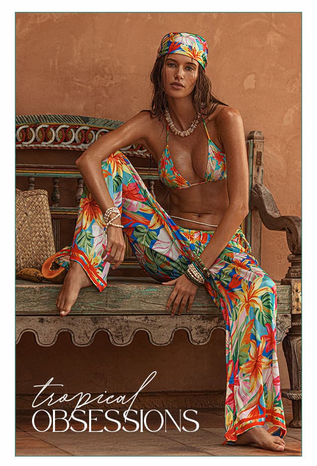 Tropical obsessions. Tropical print pants and bikini. 