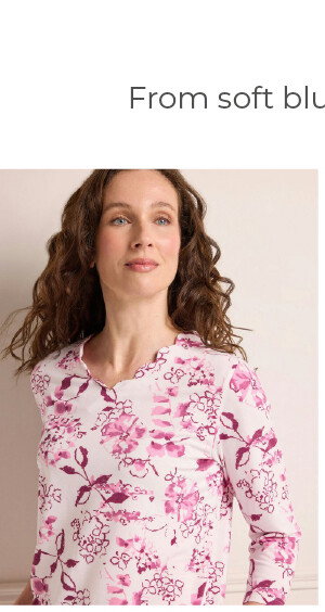 Soft Touch Scallop Neck Floral Print Top