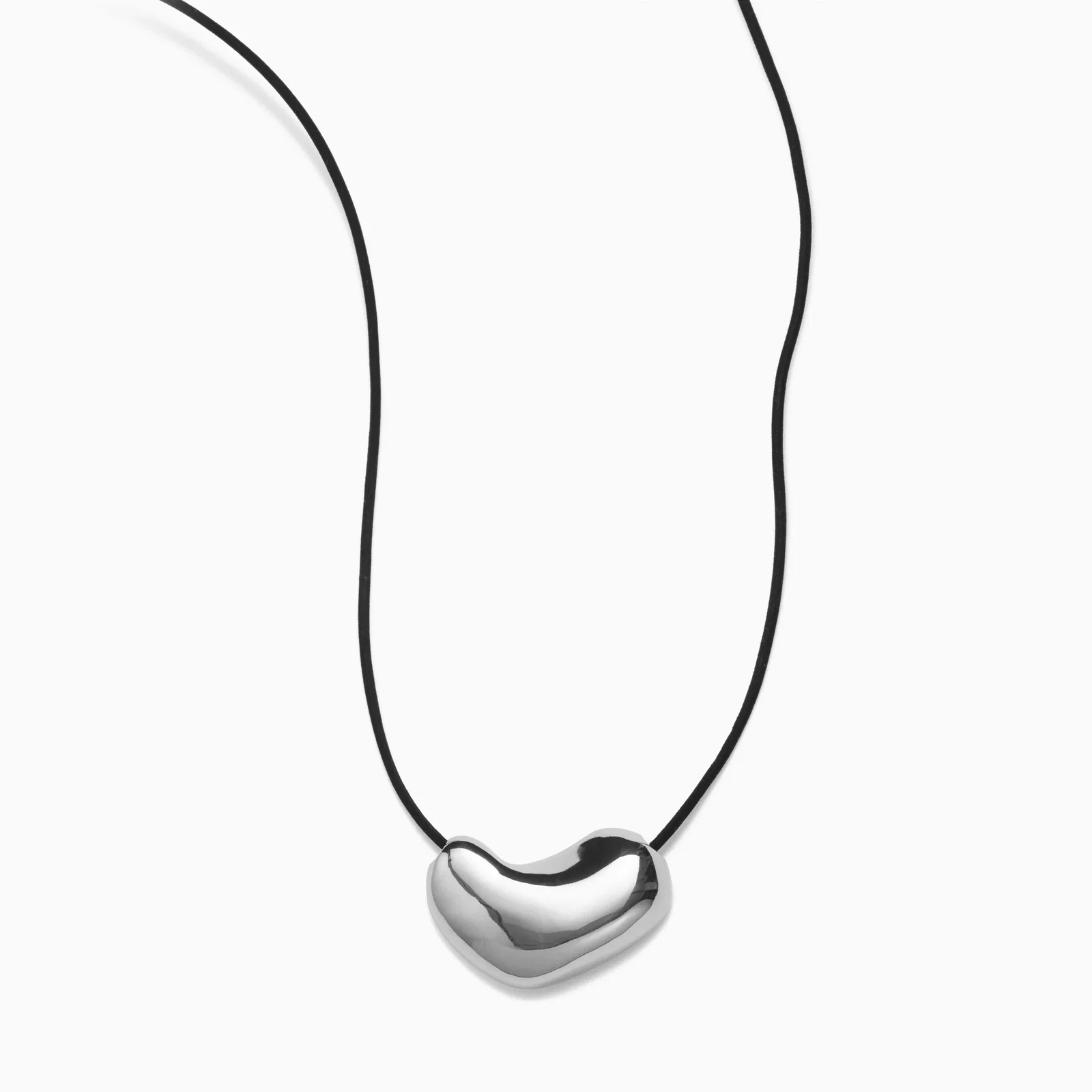 Image of Sculpted Heart Pendant