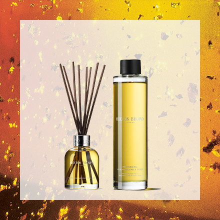 Mesmerising Oudh & Gold Accord Aroma Reeds & Refill Gift Set