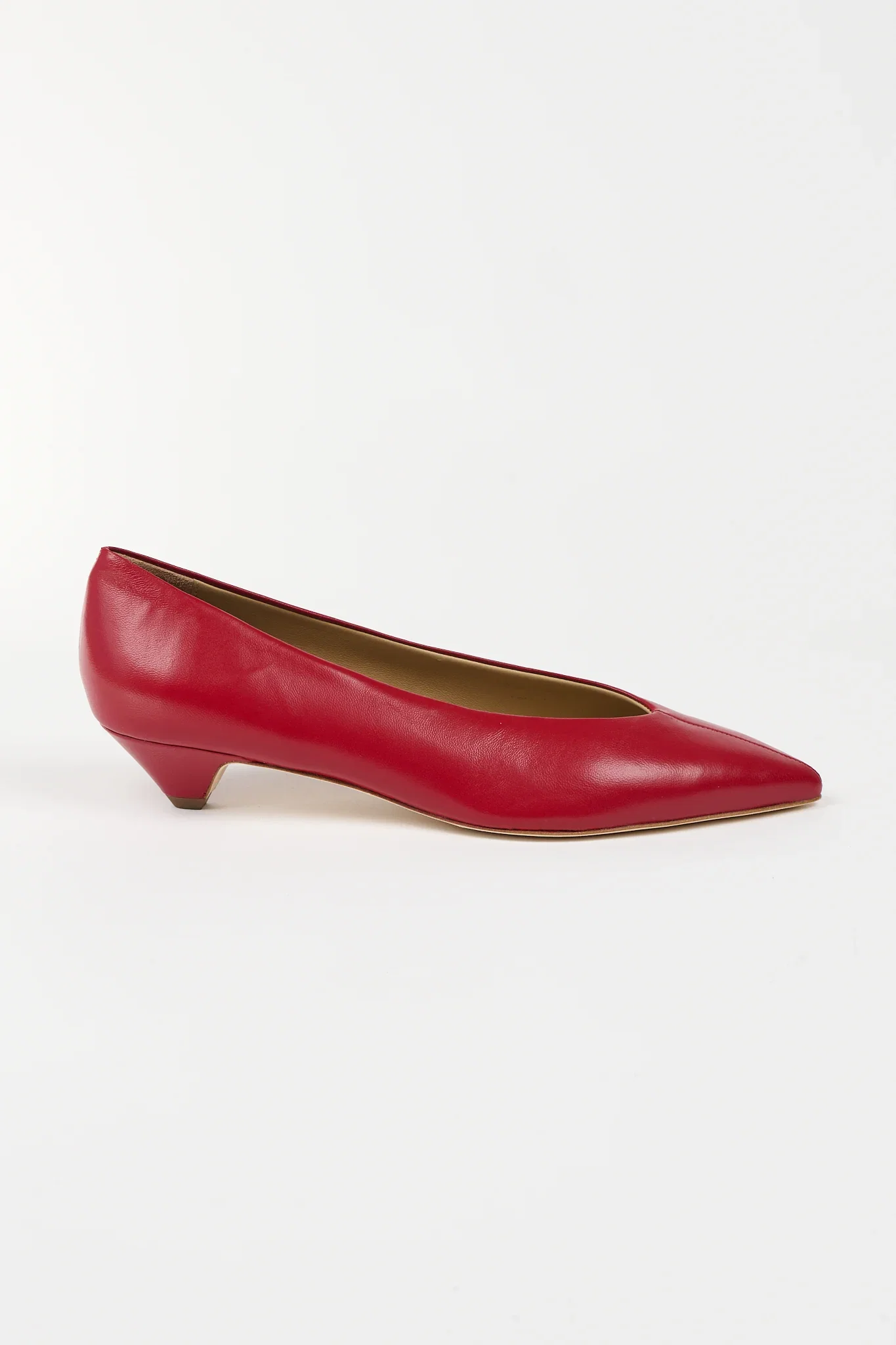 Image of The Trap Pump in Red