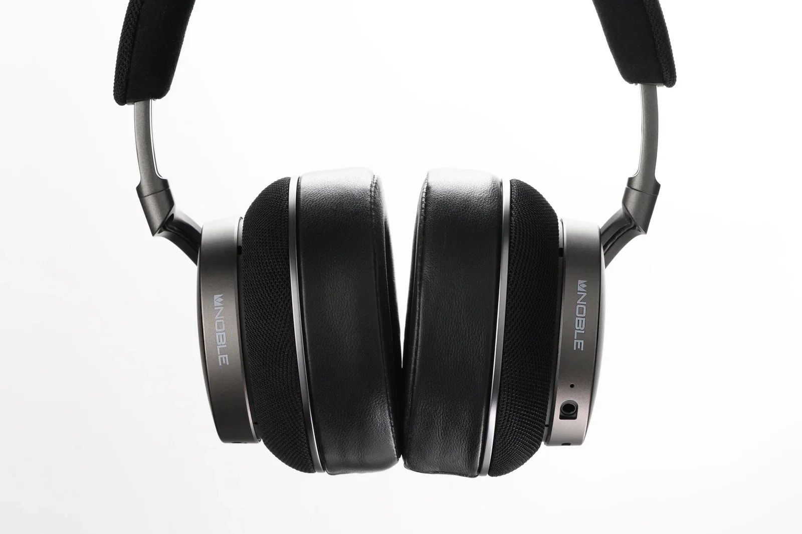Noble FoKus Apollo - Lifestyle