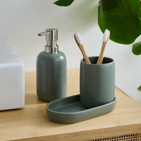 3 Piece Minimalist Stoneware Bathroom Accessories Set