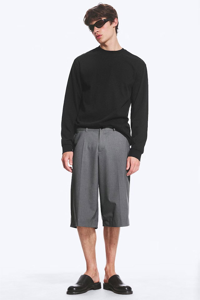 LOW RISE RELAXED SUITING SHORTS