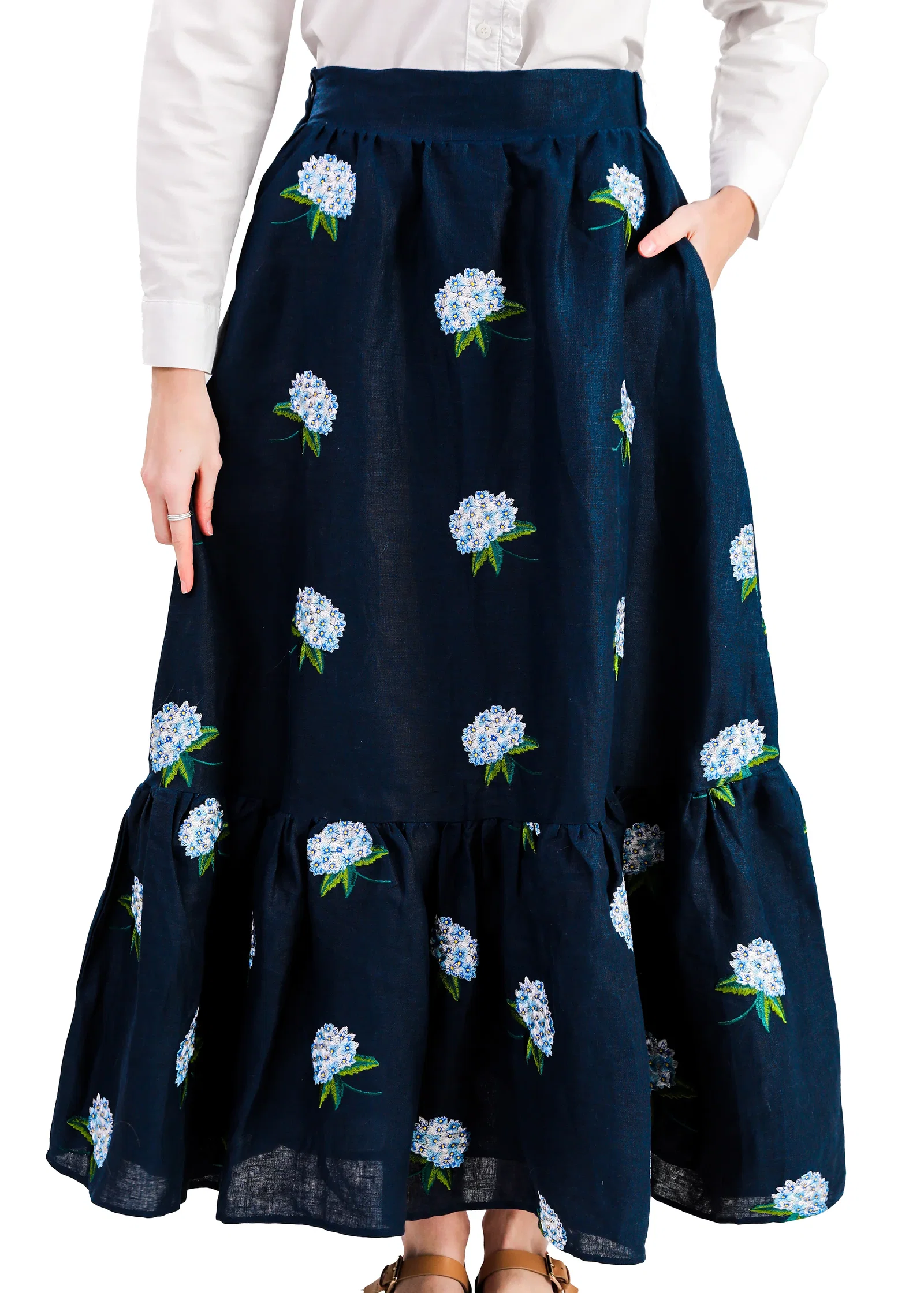 Image of Hydrangea Embroidered Linen Skirt in Navy