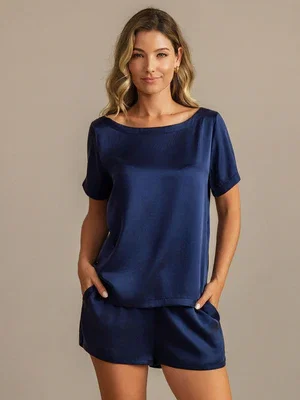 Image of 19Momme Dam Silke Kortärmad Rundhals Pyjamas Set med Sidfickdesign