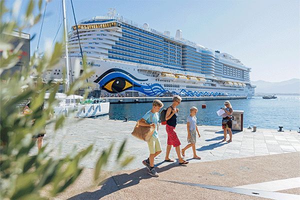 Mediterrane Schätze mit Korsika ab Barcelona