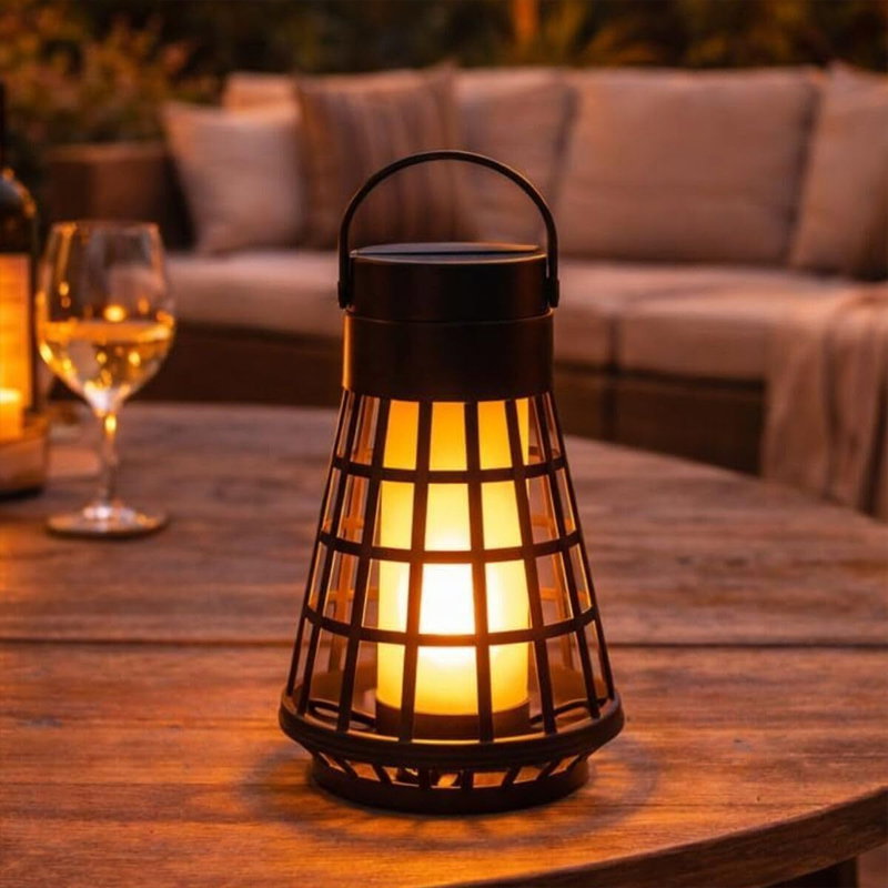 Dancing flame lantern