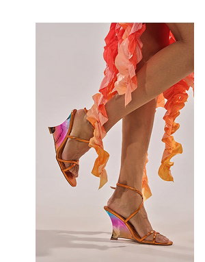 AKIRA GOLD FINGA CHROME WEDGE STRAP SANDAL