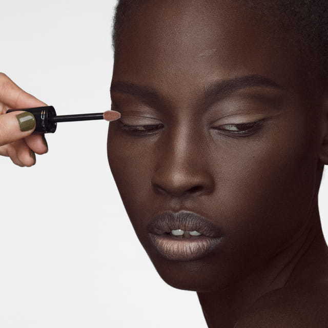 EYESHADOW