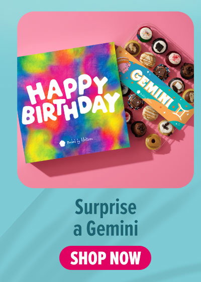 Surprise a Gemini! Shop our birthday gift box cupcake 25-pack with zodiac cupcakes.